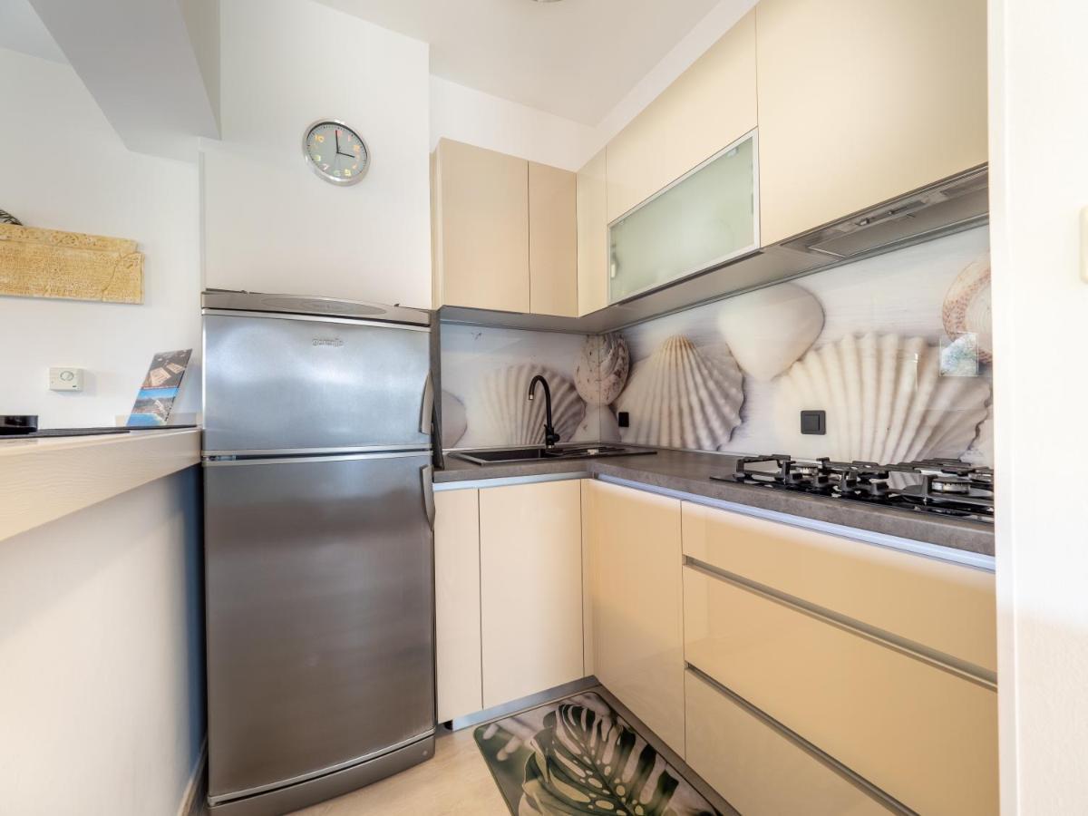 Apartments Zlatko & Mira Dorcic Baska  Bagian luar foto