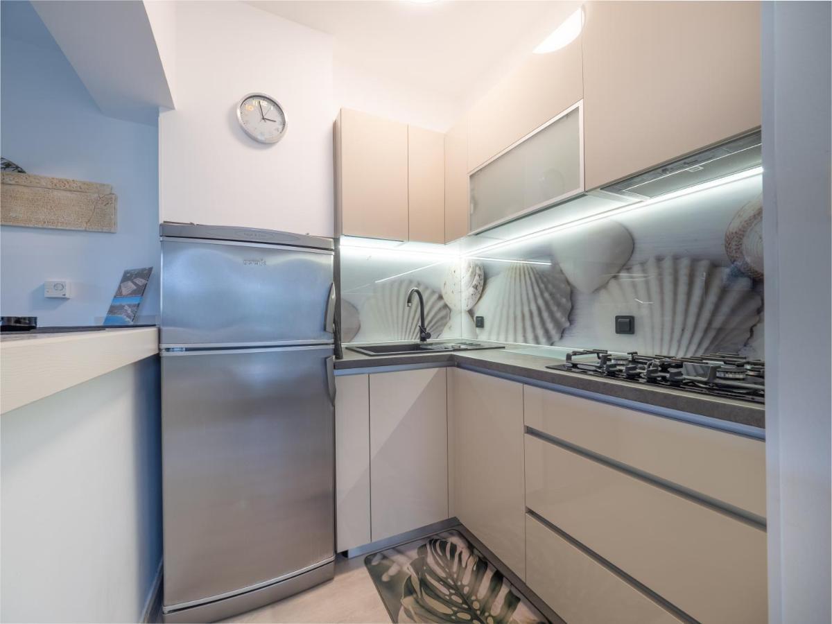 Apartments Zlatko & Mira Dorcic Baska  Bagian luar foto