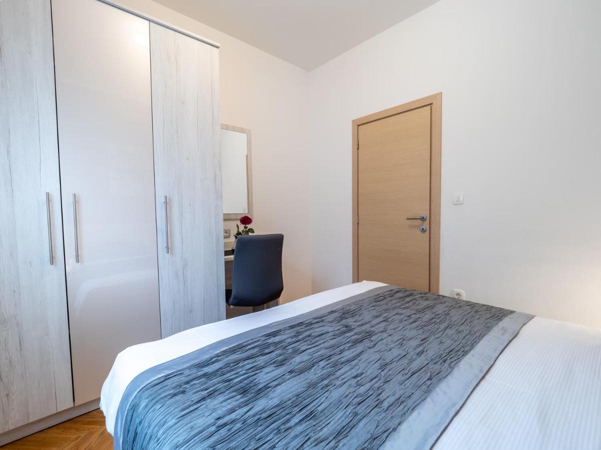 Apartments Zlatko & Mira Dorcic Baska  Bagian luar foto