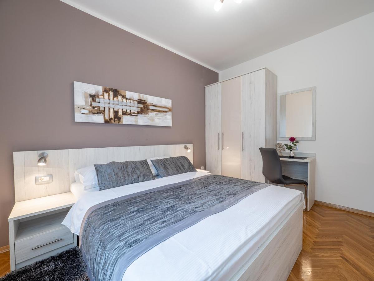 Apartments Zlatko & Mira Dorcic Baska  Bagian luar foto