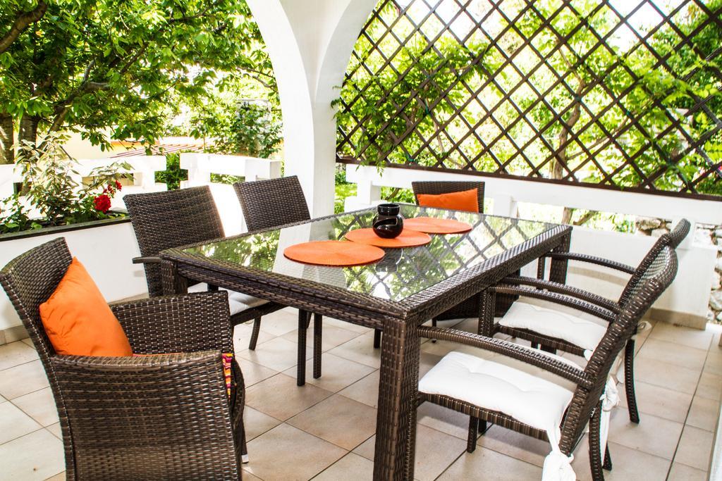 Apartments Zlatko & Mira Dorcic Baska  Bagian luar foto